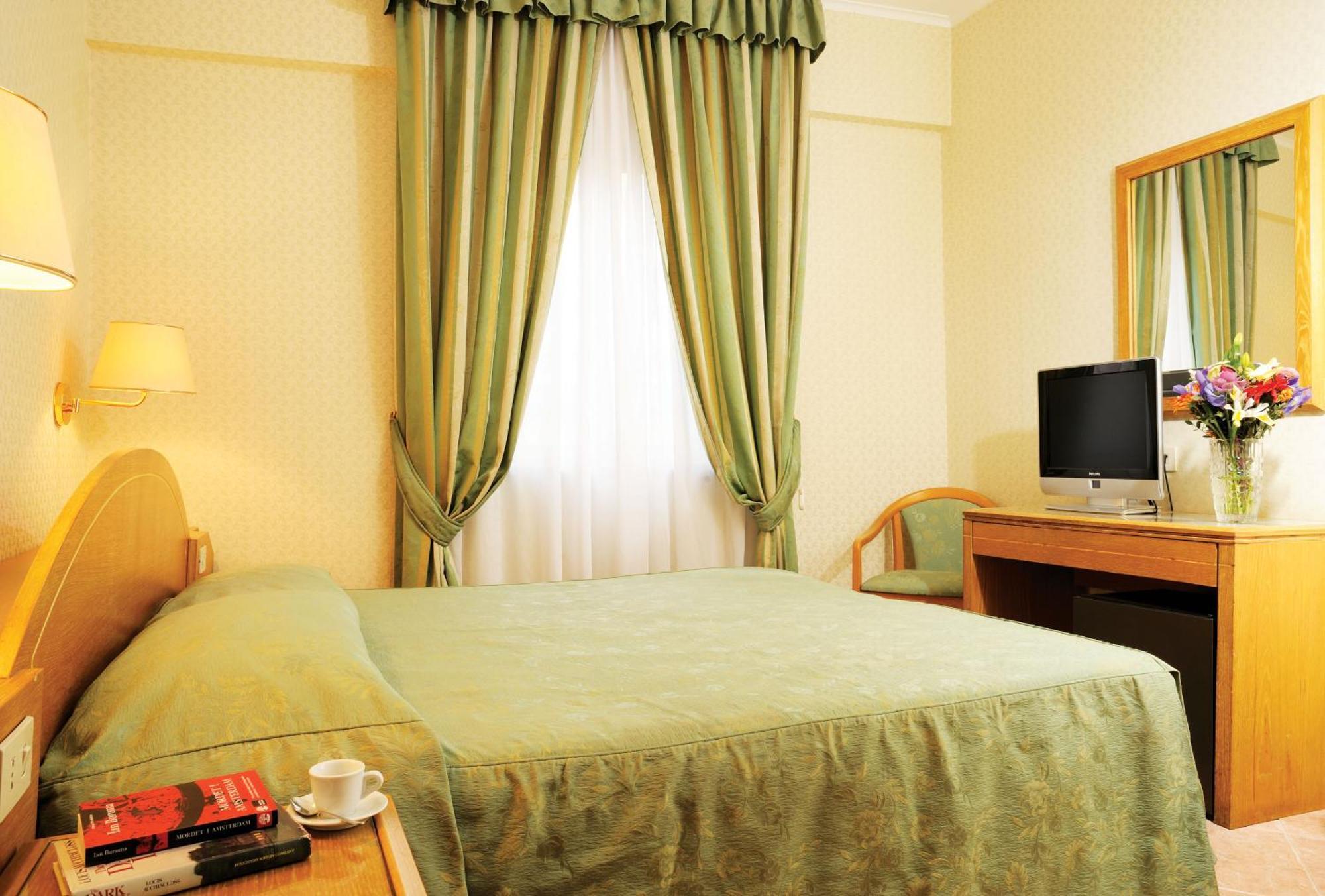 Hotel Patria